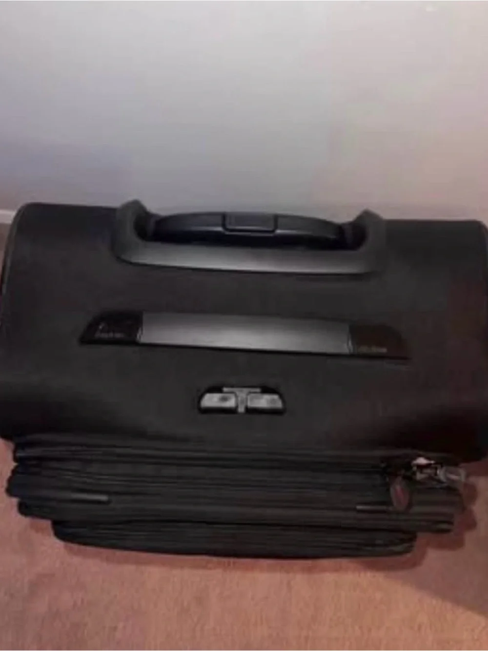 Andare 22” Expandable Softside Suitcase SoftShell Luggage Set Of 3